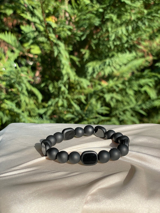 Black Onyx & Square Bracelet