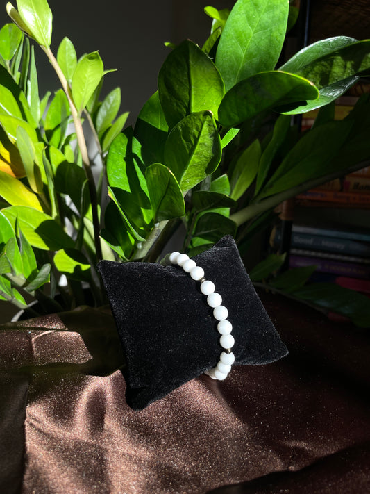 White w/ Pyrite Bracelet